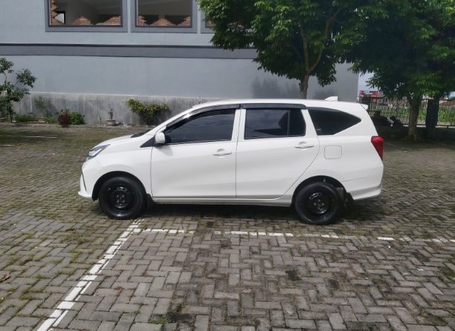 
								Daihatsu Sigra M 2022 full									